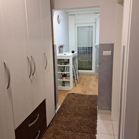 Apartman Sara 2 Belgrad Zewnętrze zdjęcie