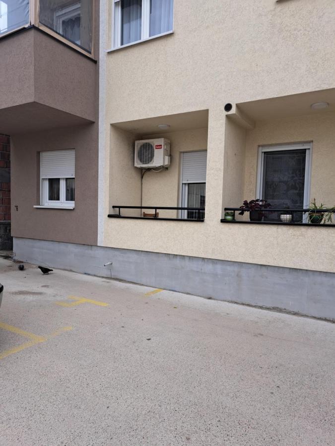 Apartman Sara 2 Belgrad Zewnętrze zdjęcie