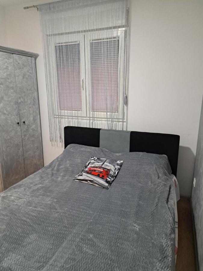Apartman Sara 2 Belgrad Zewnętrze zdjęcie